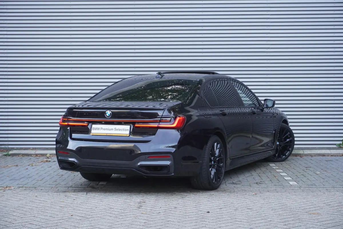 745Le xDrive | 2 Jaar garantie | M Sportpakket | Glazen panoramadak Sky Lounge | SoH 85% | Executive Lounge Seating | Driving Assistant Professional | Bowers & Wilkins Diamond Surround Sound