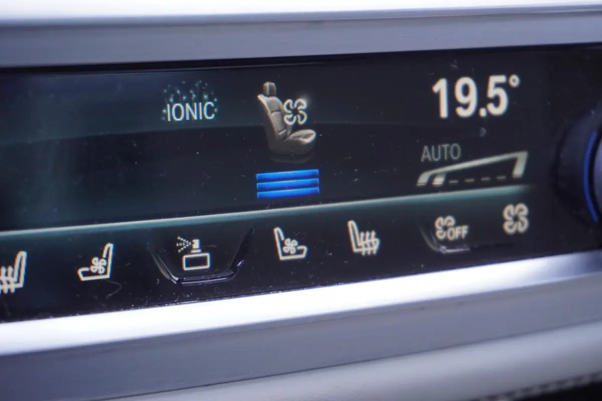 745Le xDrive | 2 Jaar garantie | M Sportpakket | Glazen panoramadak Sky Lounge | SoH 85% | Executive Lounge Seating | Driving Assistant Professional | Bowers & Wilkins Diamond Surround Sound