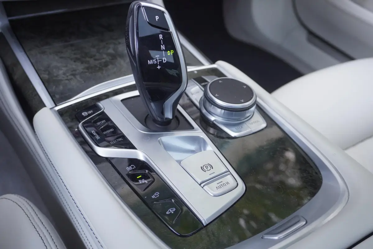 745Le xDrive | 2 Jaar garantie | M Sportpakket | Glazen panoramadak Sky Lounge | SoH 85% | Executive Lounge Seating | Driving Assistant Professional | Bowers & Wilkins Diamond Surround Sound