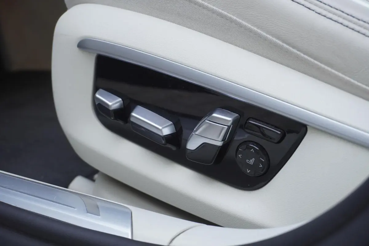 745Le xDrive | 2 Jaar garantie | M Sportpakket | Glazen panoramadak Sky Lounge | SoH 85% | Executive Lounge Seating | Driving Assistant Professional | Bowers & Wilkins Diamond Surround Sound