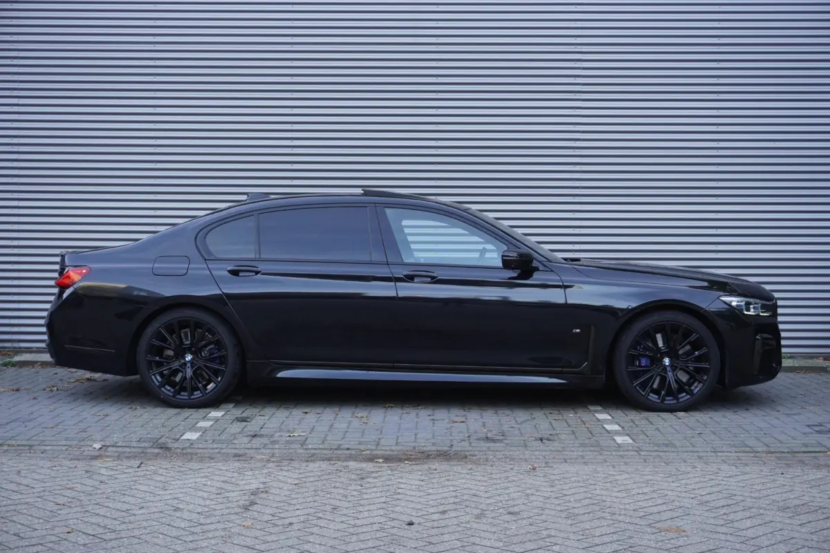 745Le xDrive | 2 Jaar garantie | M Sportpakket | Glazen panoramadak Sky Lounge | SoH 85% | Executive Lounge Seating | Driving Assistant Professional | Bowers & Wilkins Diamond Surround Sound