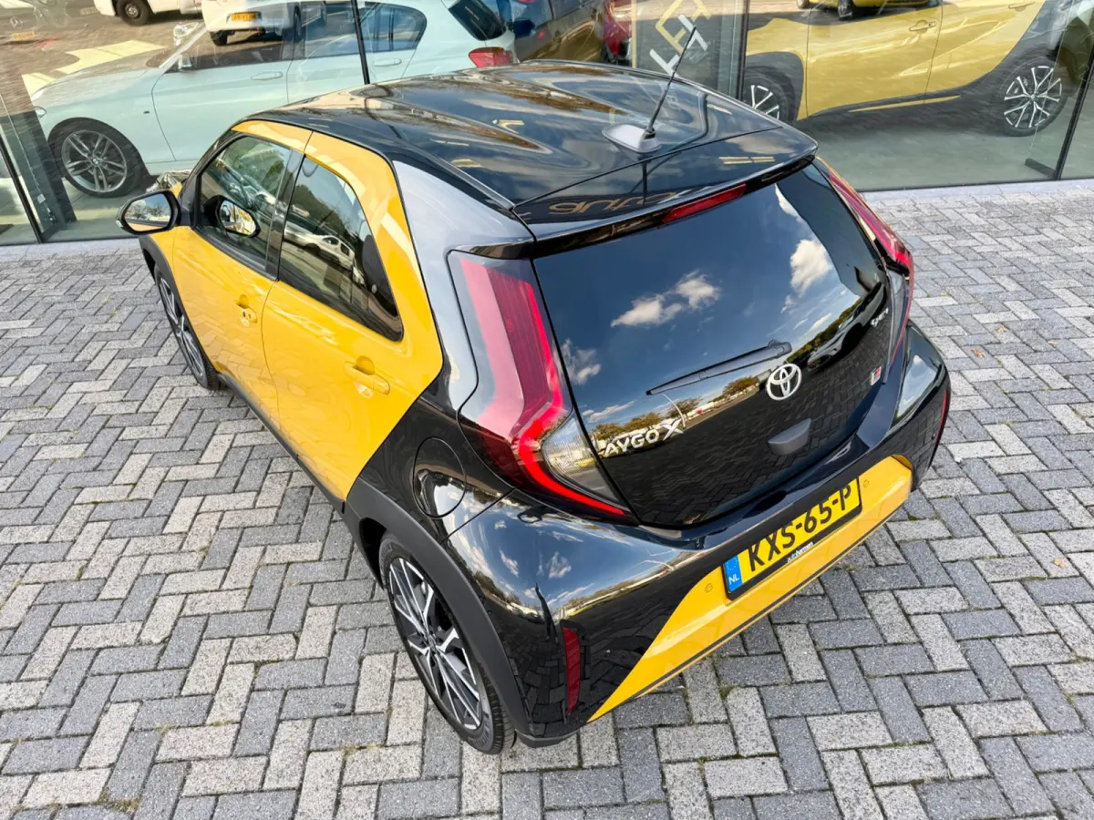 Hybrid 115 GR Sport, Nieuw en direct leverbaar!