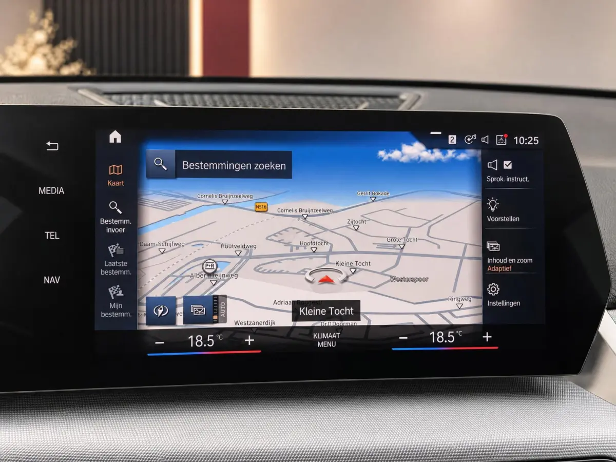 SDrive18i 136PK Aut. | Camera | Carplay | 19" M-Sport | Dealer Ond.