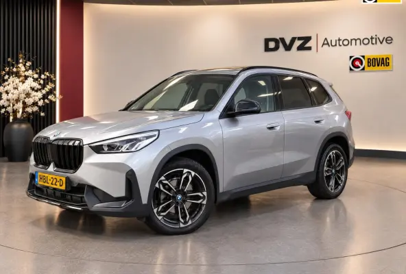 SDrive18i 136PK Aut. | Camera | Carplay | 19" M-Sport | Dealer Ond.