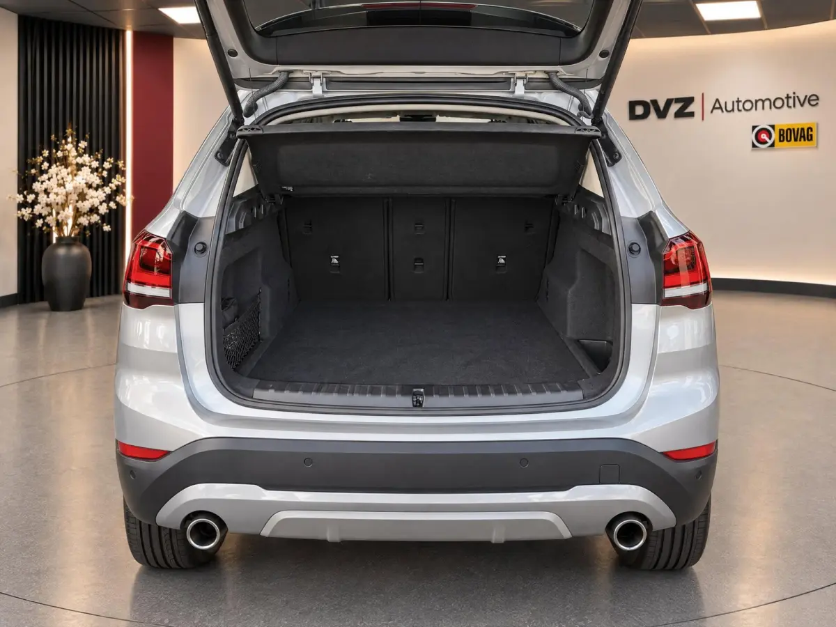 SDrive18i 136PK Aut. | Camera | Carplay | 19" M-Sport | Dealer Ond.