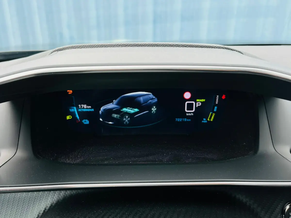 EV GT Pack 50 kWh Soh 100% | Alcantara bekleding | Achteruitrijcamera | Keyless entry & start | Stoelverwarming | Adeptieve cruise control | Led verlichting interieur | Apple carplay & Andro