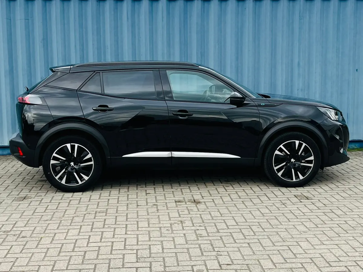 EV GT Pack 50 kWh Soh 100% | Alcantara bekleding | Achteruitrijcamera | Keyless entry & start | Stoelverwarming | Adeptieve cruise control | Led verlichting interieur | Apple carplay & Andro