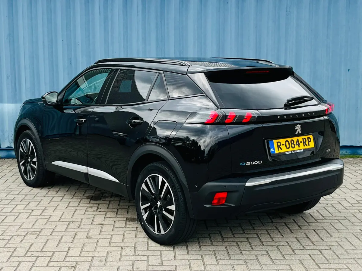 EV GT Pack 50 kWh Soh 100% | Alcantara bekleding | Achteruitrijcamera | Keyless entry & start | Stoelverwarming | Adeptieve cruise control | Led verlichting interieur | Apple carplay & Andro