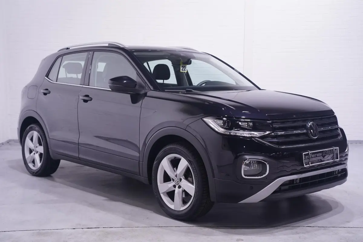 1.0 TSI Style Apple Carplay Navi Clima Led koplampen PDC v+a Stoelverwarming Cruise Digi-Cockpit DAB-ontvangst 17" LMV Elektrische spiegelbediening en inklapbaar