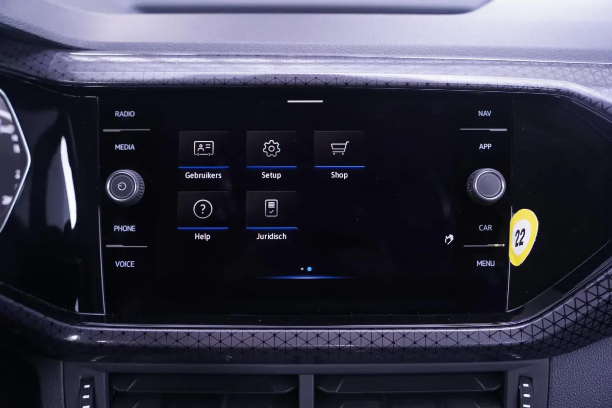 1.0 TSI Style Apple Carplay Navi Clima Led koplampen PDC v+a Stoelverwarming Cruise Digi-Cockpit DAB-ontvangst 17" LMV Elektrische spiegelbediening en inklapbaar