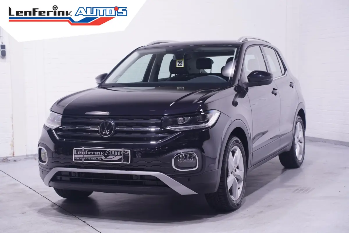 1.0 TSI Style Apple Carplay Navi Clima Led koplampen PDC v+a Stoelverwarming Cruise Digi-Cockpit DAB-ontvangst 17" LMV Elektrische spiegelbediening en inklapbaar