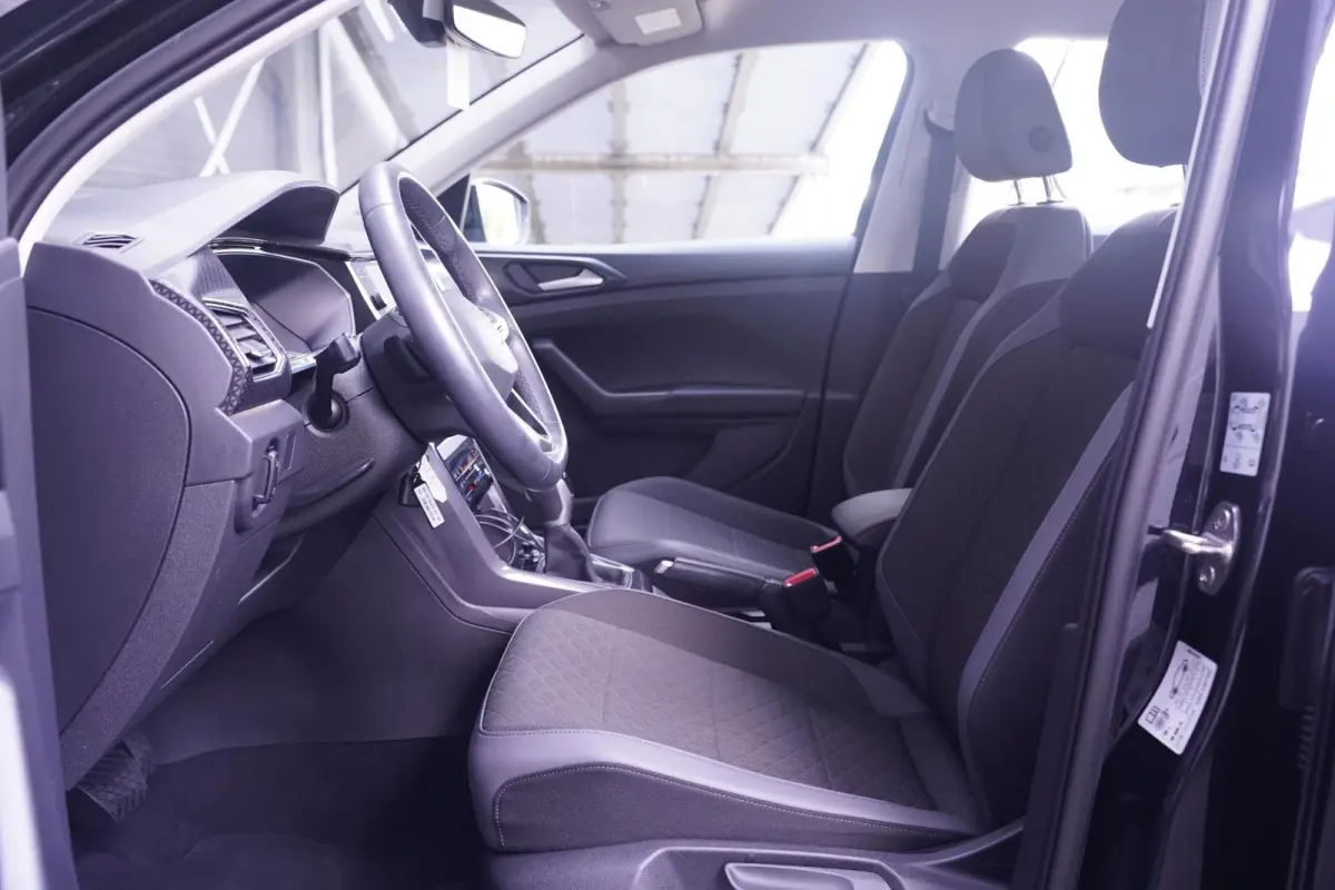1.0 TSI Style Apple Carplay Navi Clima Led koplampen PDC v+a Stoelverwarming Cruise Digi-Cockpit DAB-ontvangst 17" LMV Elektrische spiegelbediening en inklapbaar