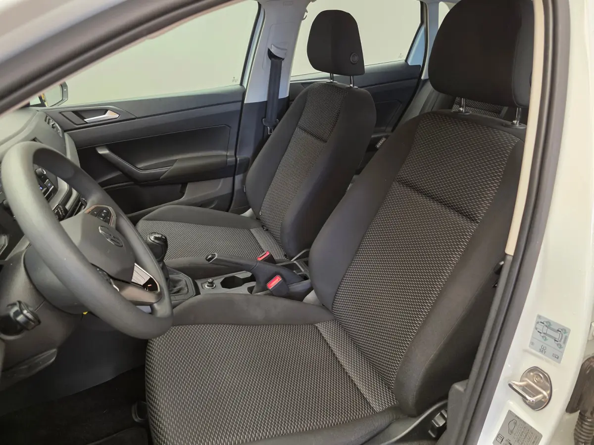 1.0 MPI Airco | Carplay | 15" Lichtmetaal | LED | Cruise | 5-Deurs | DAB | Digitaal Dashboard  | Airco | Buitenspiegels elektrisch verstel- en verwarmbaar | Centrale deurvergrendeling met af