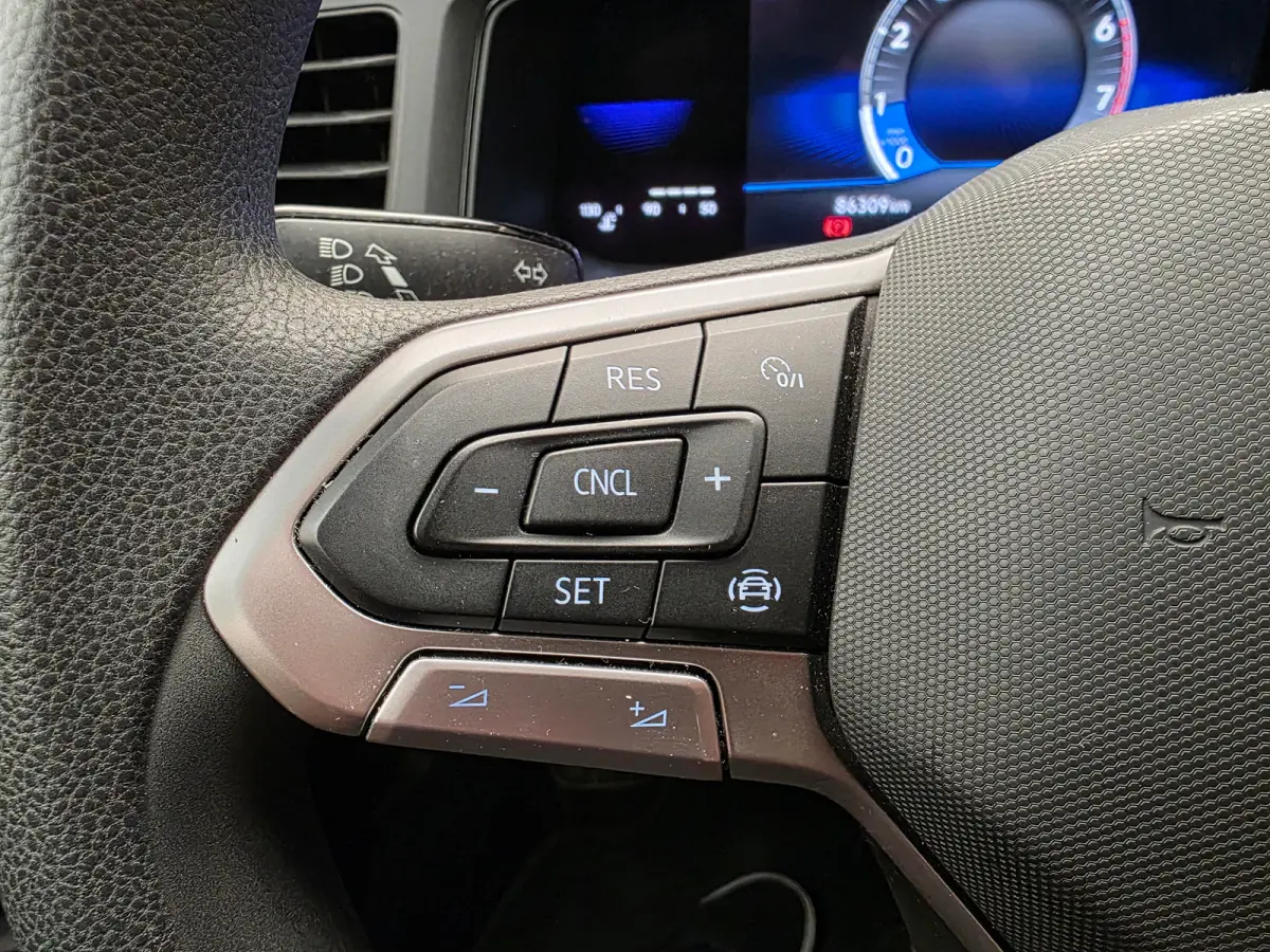 1.0 MPI Airco | Carplay | 15" Lichtmetaal | LED | Cruise | 5-Deurs | DAB | Digitaal Dashboard  | Airco | Buitenspiegels elektrisch verstel- en verwarmbaar | Centrale deurvergrendeling met af