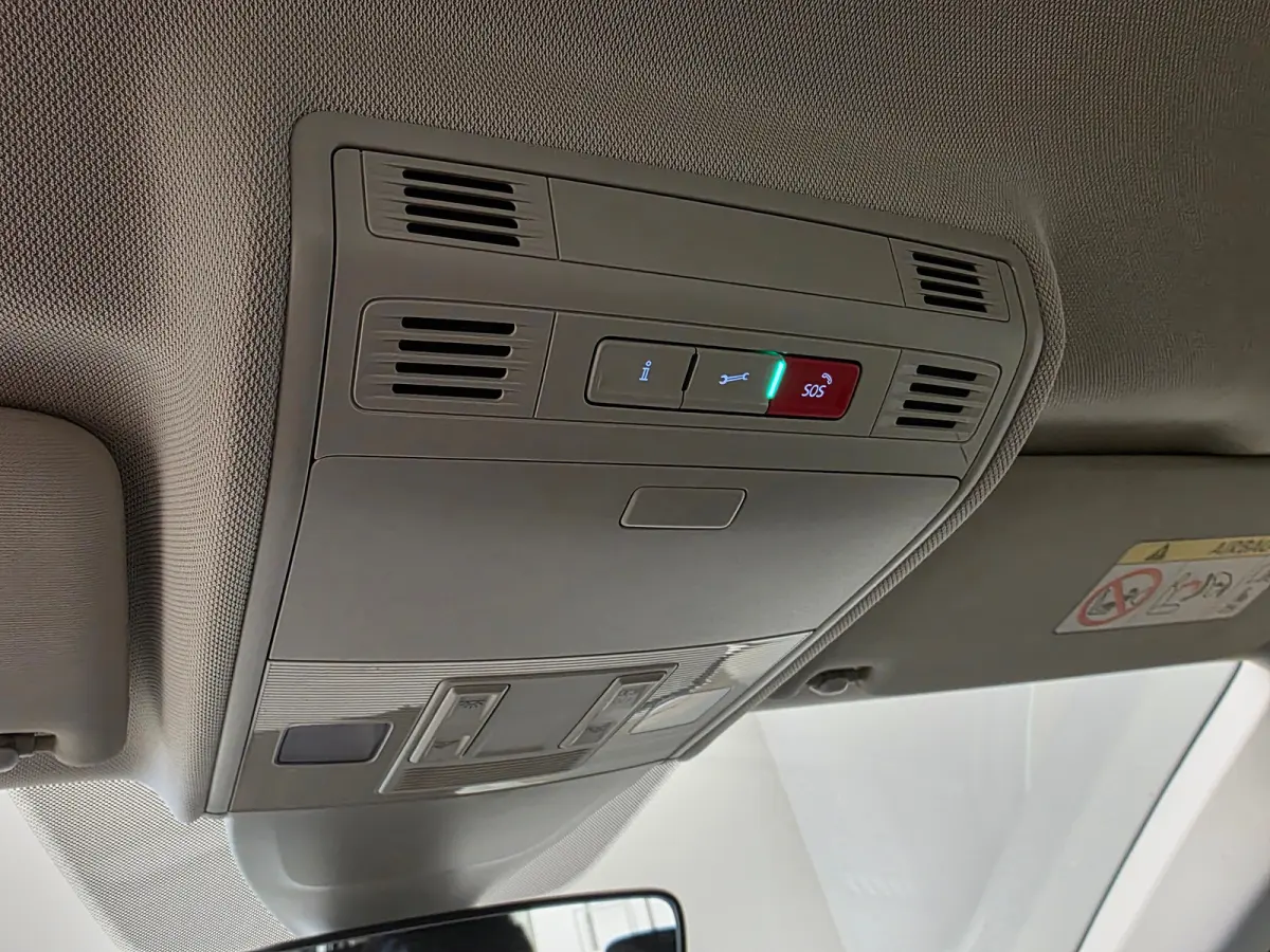 1.0 MPI Airco | Carplay | 15" Lichtmetaal | LED | Cruise | 5-Deurs | DAB | Digitaal Dashboard  | Airco | Buitenspiegels elektrisch verstel- en verwarmbaar | Centrale deurvergrendeling met af