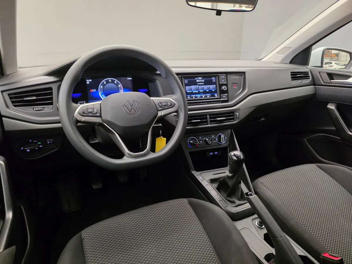1.0 MPI Airco | Carplay | 15" Lichtmetaal | LED | Cruise | 5-Deurs | DAB | Digitaal Dashboard  | Airco | Buitenspiegels elektrisch verstel- en verwarmbaar | Centrale deurvergrendeling met af