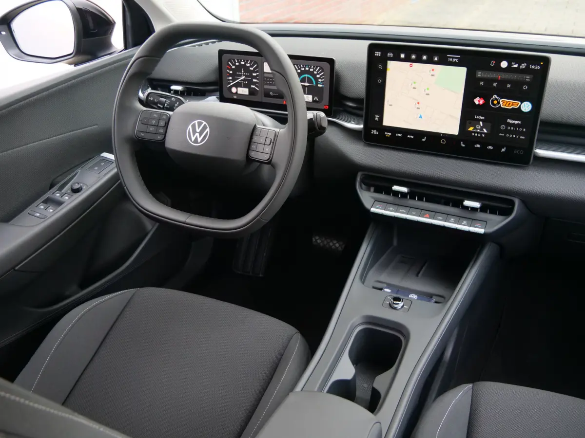 Life 52 kWh 211Pk Automaat Adaptive Cruise / Winterpakket / Camera / Apple Carplay