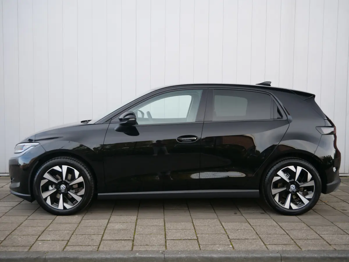 Life 52 kWh 211Pk Automaat Adaptive Cruise / Winterpakket / Camera / Apple Carplay