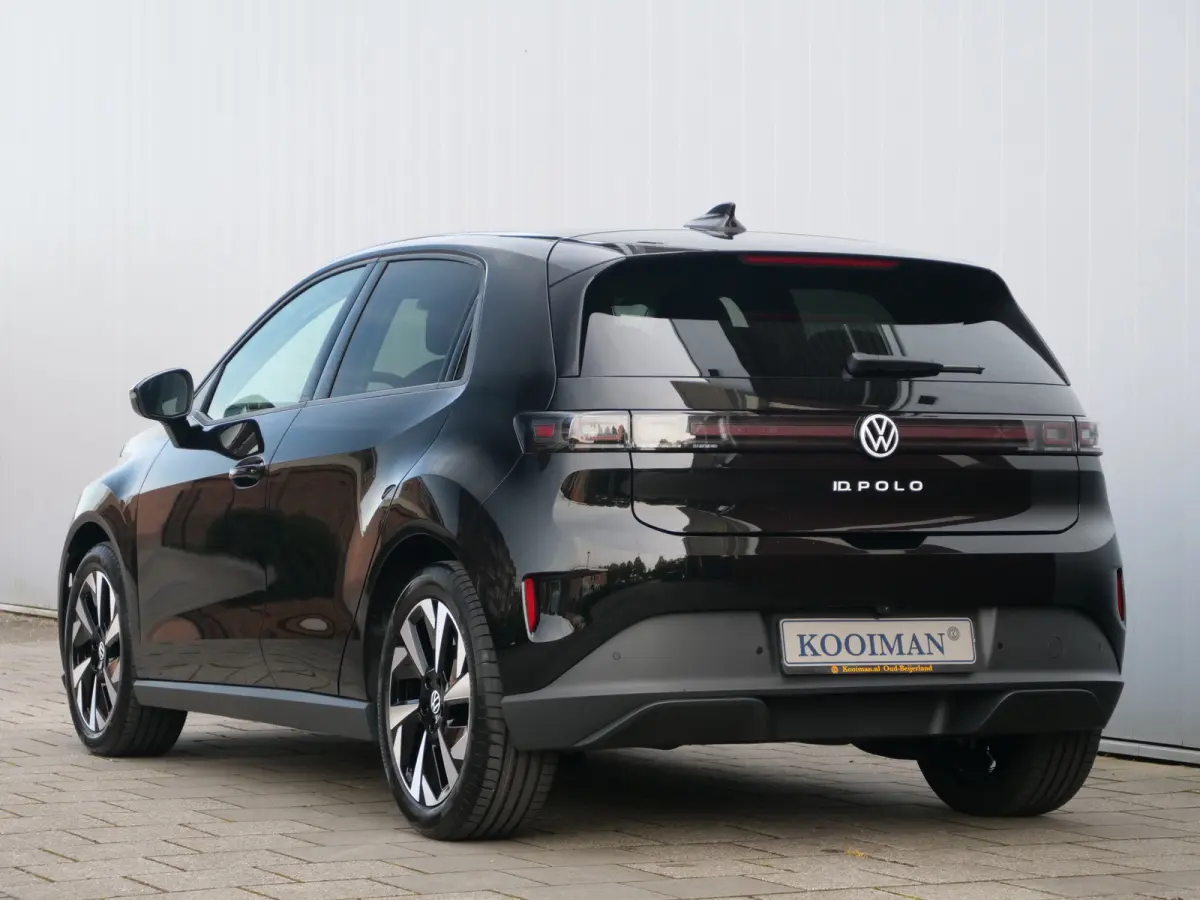 Life 52 kWh 211Pk Automaat Adaptive Cruise / Winterpakket / Camera / Apple Carplay