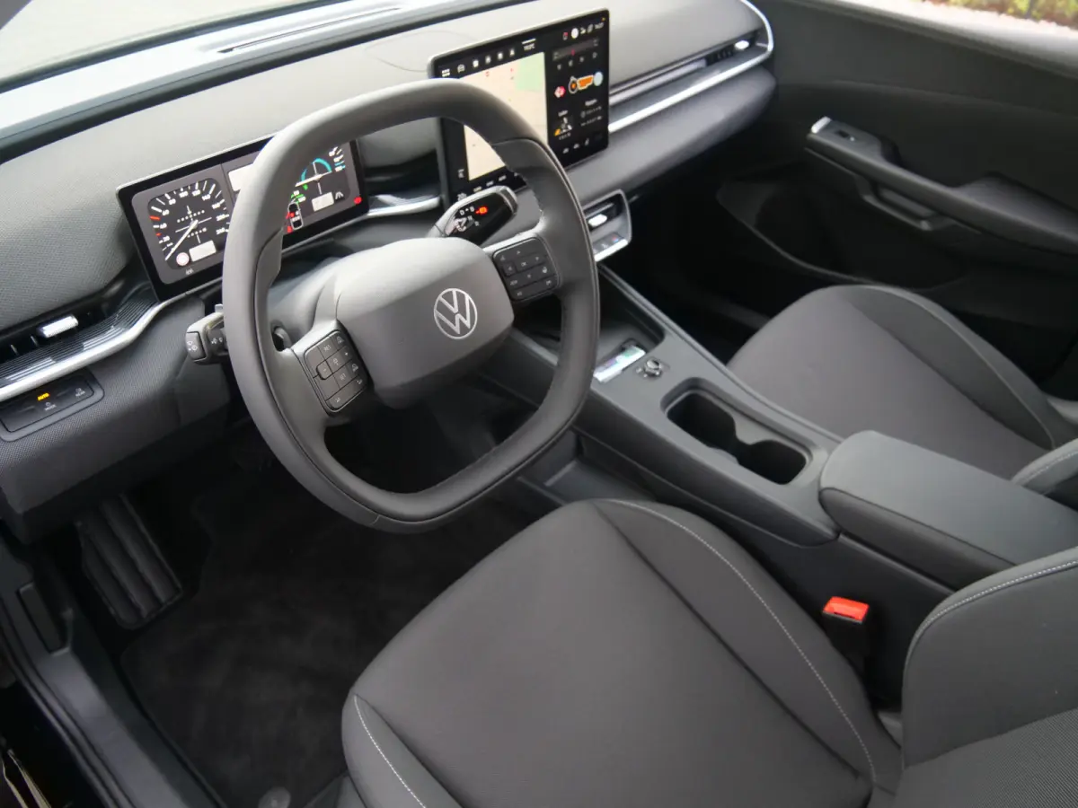 Life 52 kWh 211Pk Automaat Adaptive Cruise / Winterpakket / Camera / Apple Carplay
