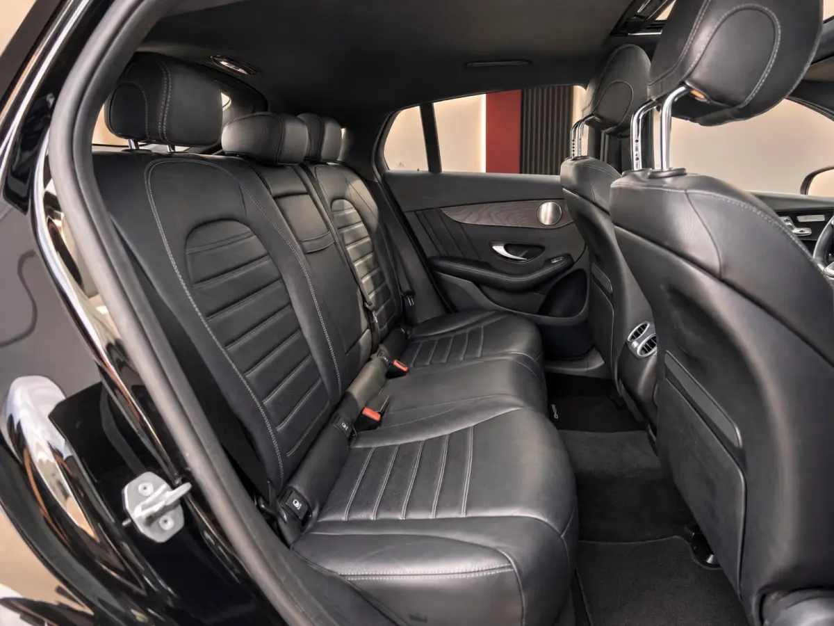 350e 4MATIC Premium Plus AMG Night | Luchtvering | Burmester | Pano | Ventilatie