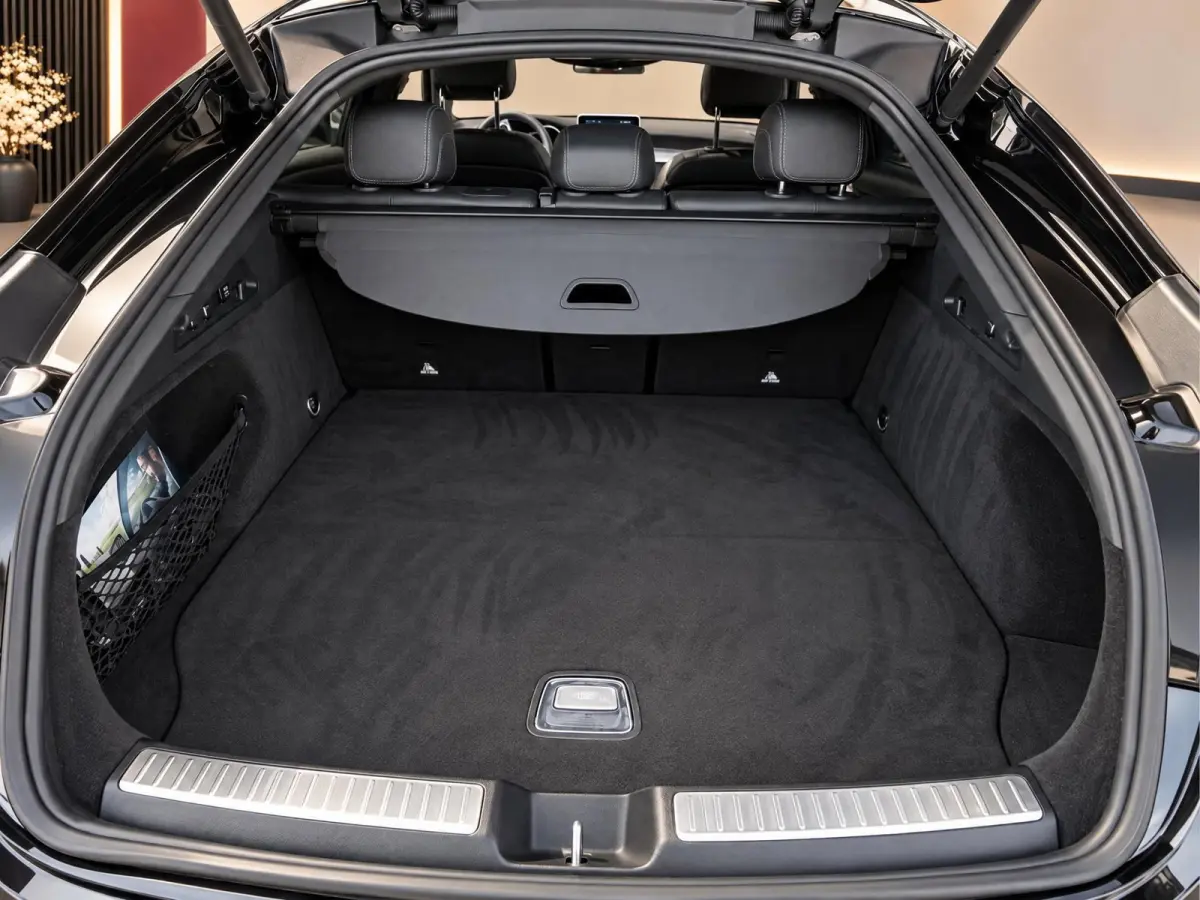 350e 4MATIC Premium Plus AMG Night | Luchtvering | Burmester | Pano | Ventilatie