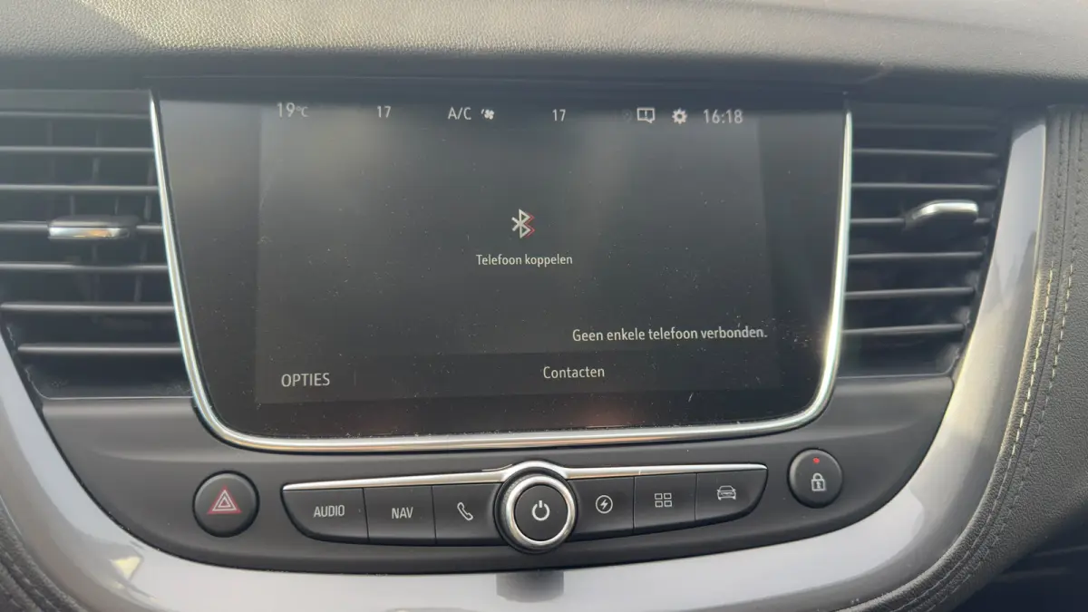 1.6 Turbo 225pk Hybrid innovation | Camera voor & achter | Dode hoek detectie | Apple Carplay / Android Auto | Parkeersensoren achter | | Achteruitrijcamera | Apple Carplay/Android Auto|tele