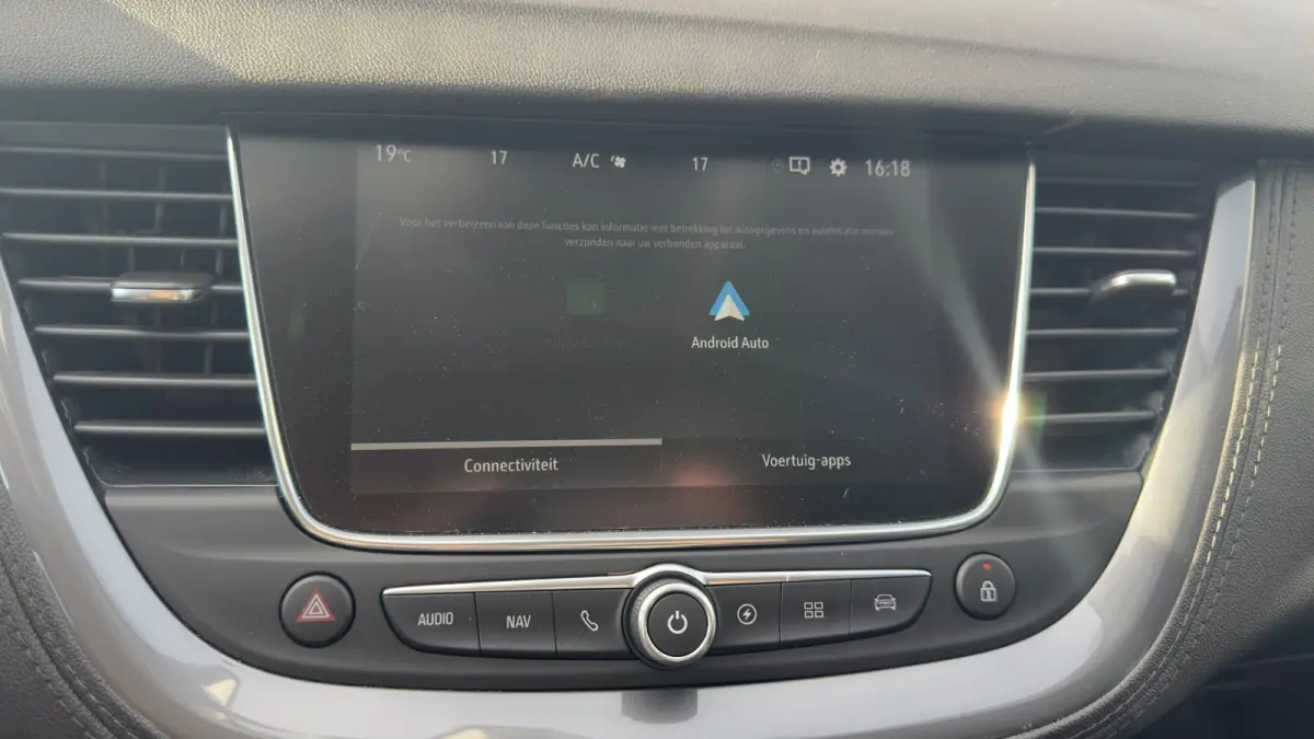 1.6 Turbo 225pk Hybrid innovation | Camera voor & achter | Dode hoek detectie | Apple Carplay / Android Auto | Parkeersensoren achter | | Achteruitrijcamera | Apple Carplay/Android Auto|tele