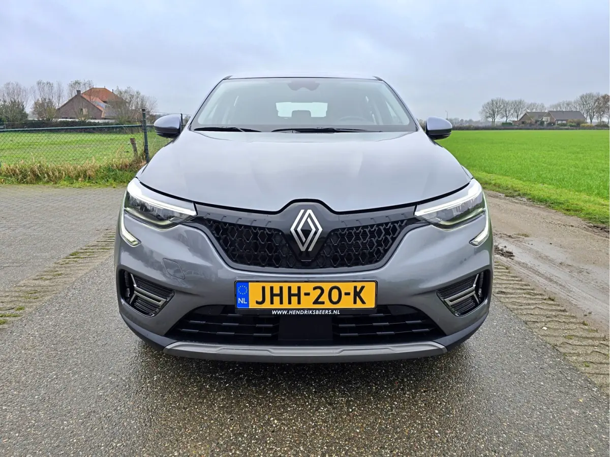 1.6 E-Tech full hybrid 145 evolution - 145 Pk - Euro 6 - ParkeerCamera - Navi - AppleCarplay AndroidAuto