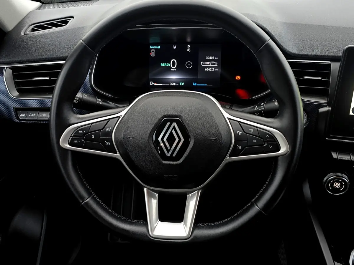 1.6 E-Tech full hybrid 145 evolution - 145 Pk - Euro 6 - ParkeerCamera - Navi - AppleCarplay AndroidAuto