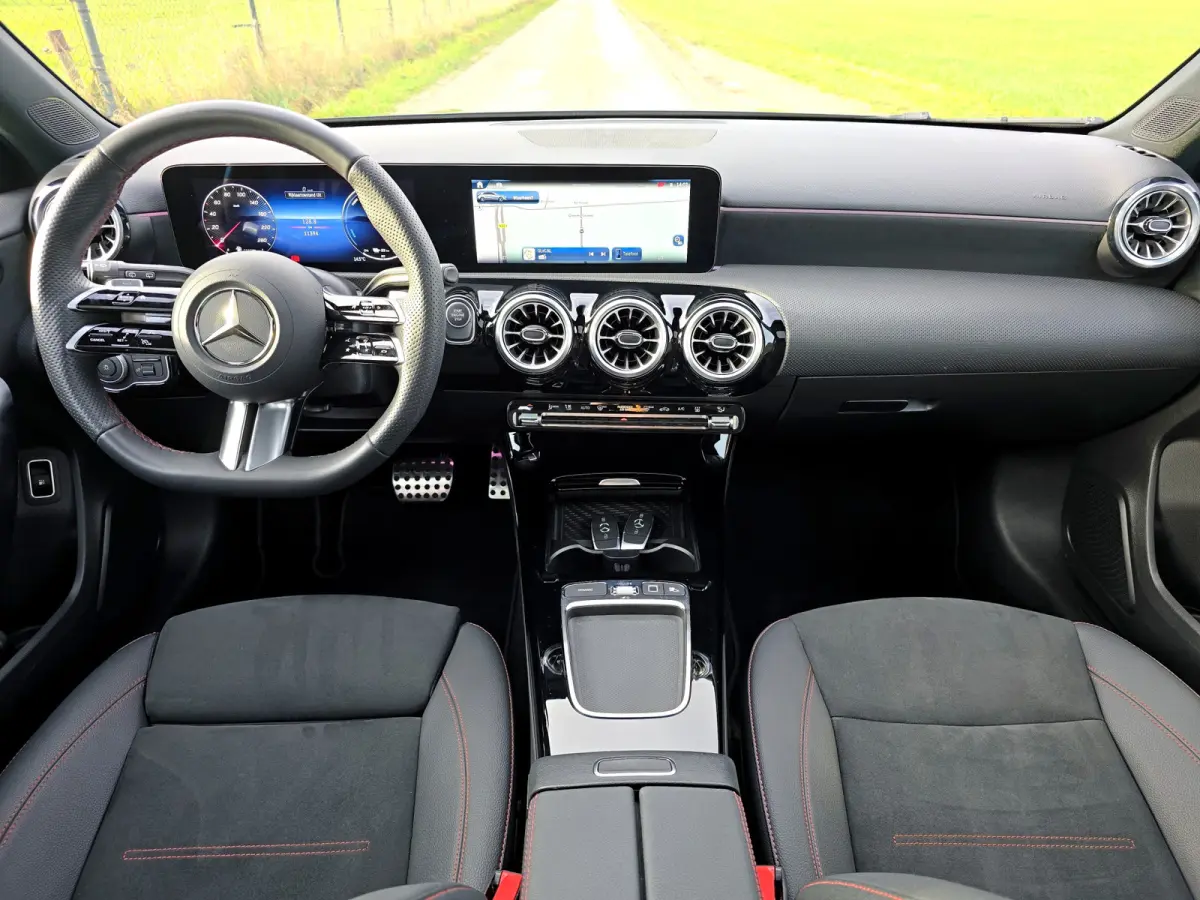 250 e Star Edition AMG Line - 165 Pk - Euro 6 - Navi - Sfeerverlichting