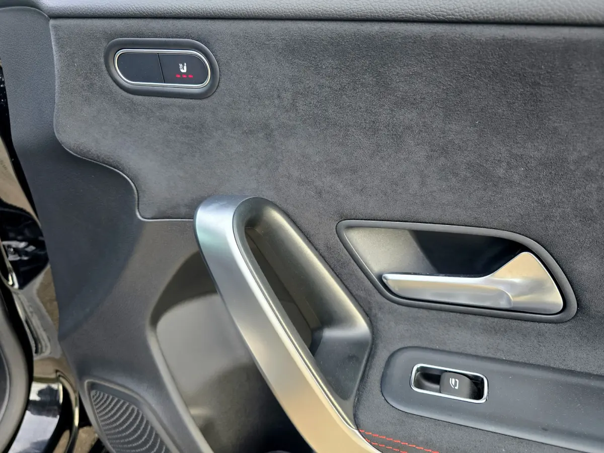 250 e Star Edition AMG Line - 165 Pk - Euro 6 - Navi - Sfeerverlichting