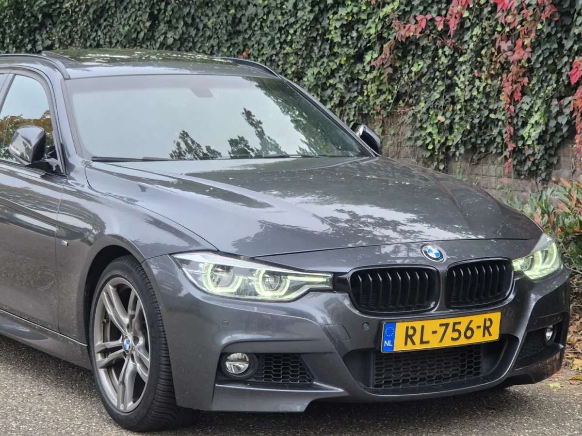 M Sport High Executive Panorama Trekhaak Apple CarPlay 6WB virtual dash NAP NL