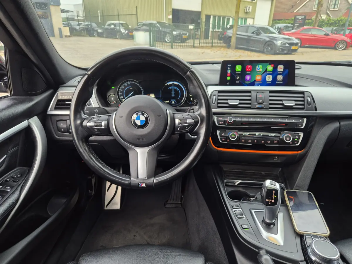 M Sport High Executive Panorama Trekhaak Apple CarPlay 6WB virtual dash NAP NL