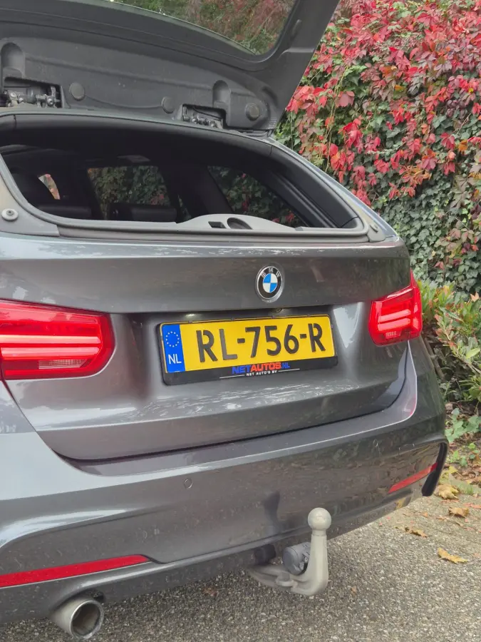 M Sport High Executive Panorama Trekhaak Apple CarPlay 6WB virtual dash NAP NL