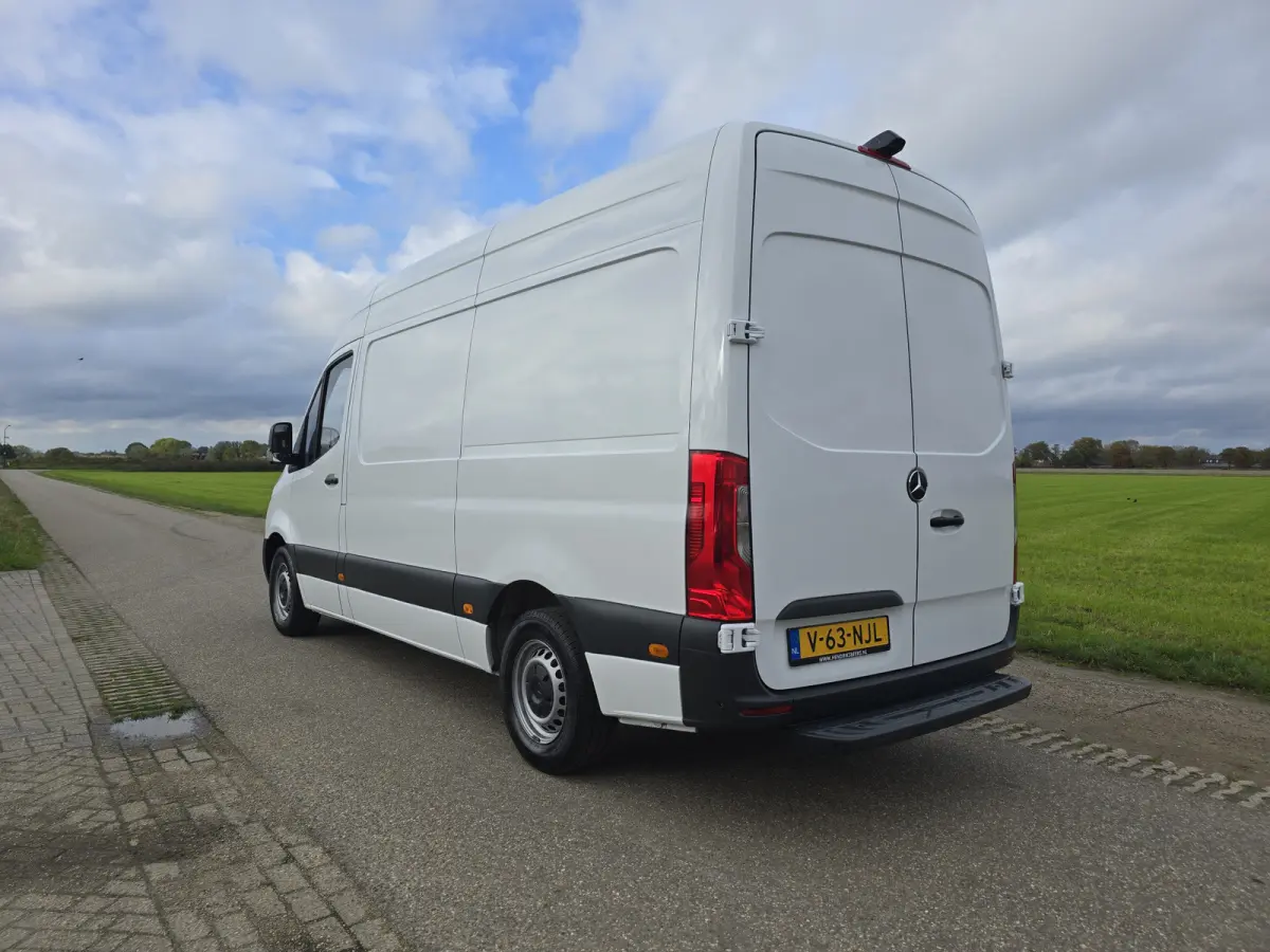 315 1.9 CDI L2 H2 RWD - 150 Pk - Euro 6 - Navi - ParkeerCamera - Cruise Control