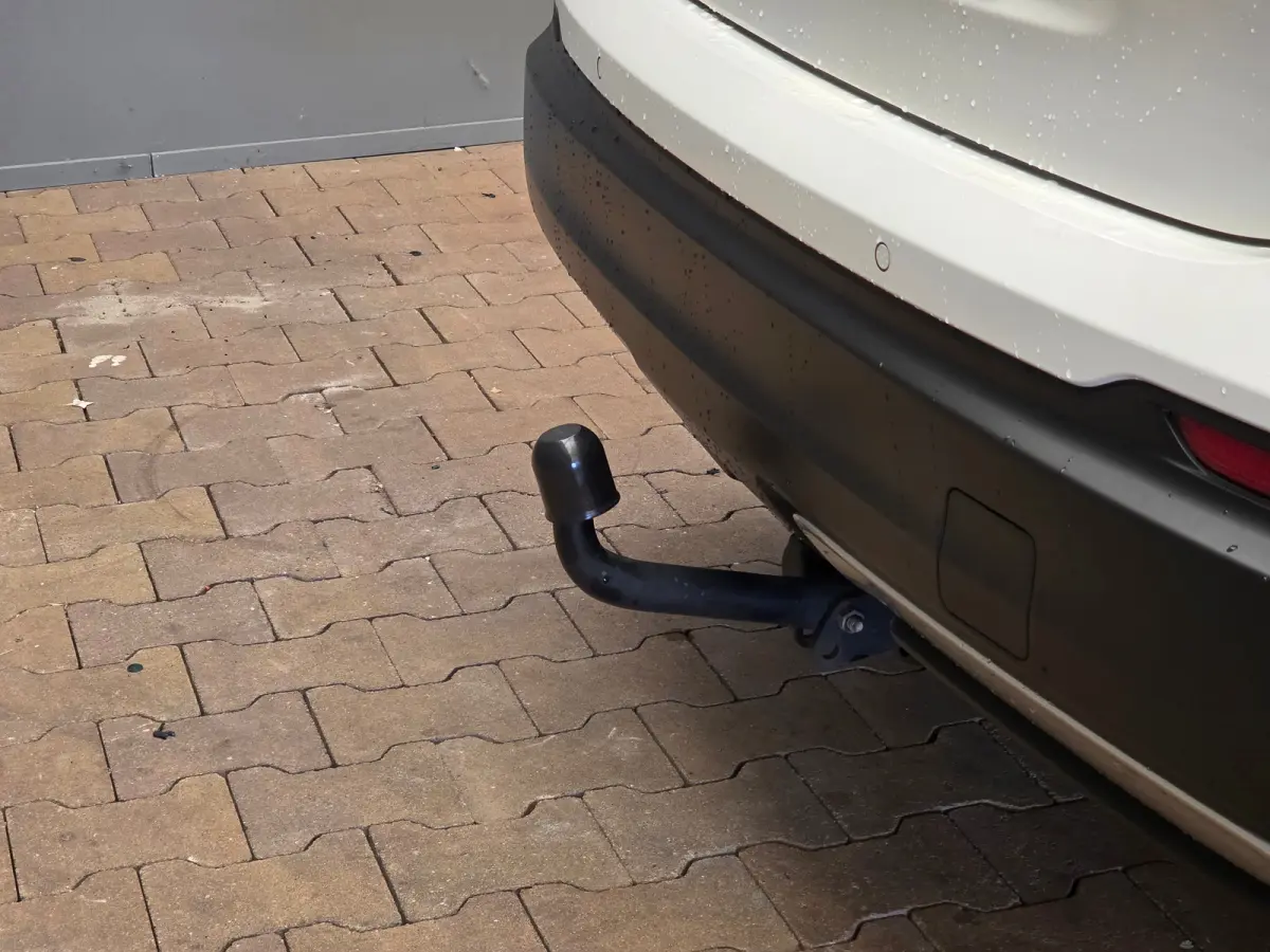 1.3 DIG-T Premium Edition 19" Lichtmetaal | Lederen Bekleding | Trekhaak | Panorama Dak | Elek. Stoelen | Camera Rondom | Cruise | Navigatie  | Airco (automatisch) | Apple Carplay/Android Au