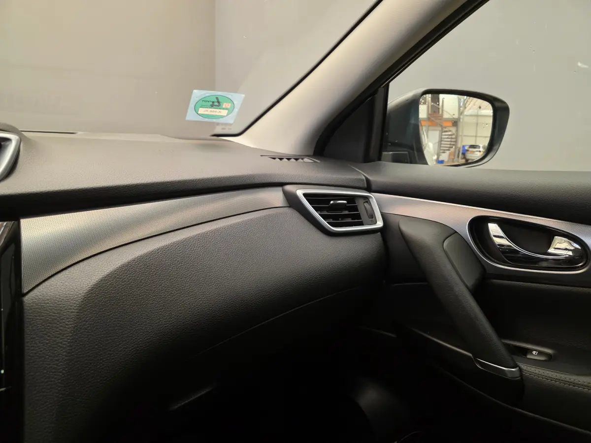 1.3 DIG-T Premium Edition 19" Lichtmetaal | Lederen Bekleding | Trekhaak | Panorama Dak | Elek. Stoelen | Camera Rondom | Cruise | Navigatie  | Airco (automatisch) | Apple Carplay/Android Au