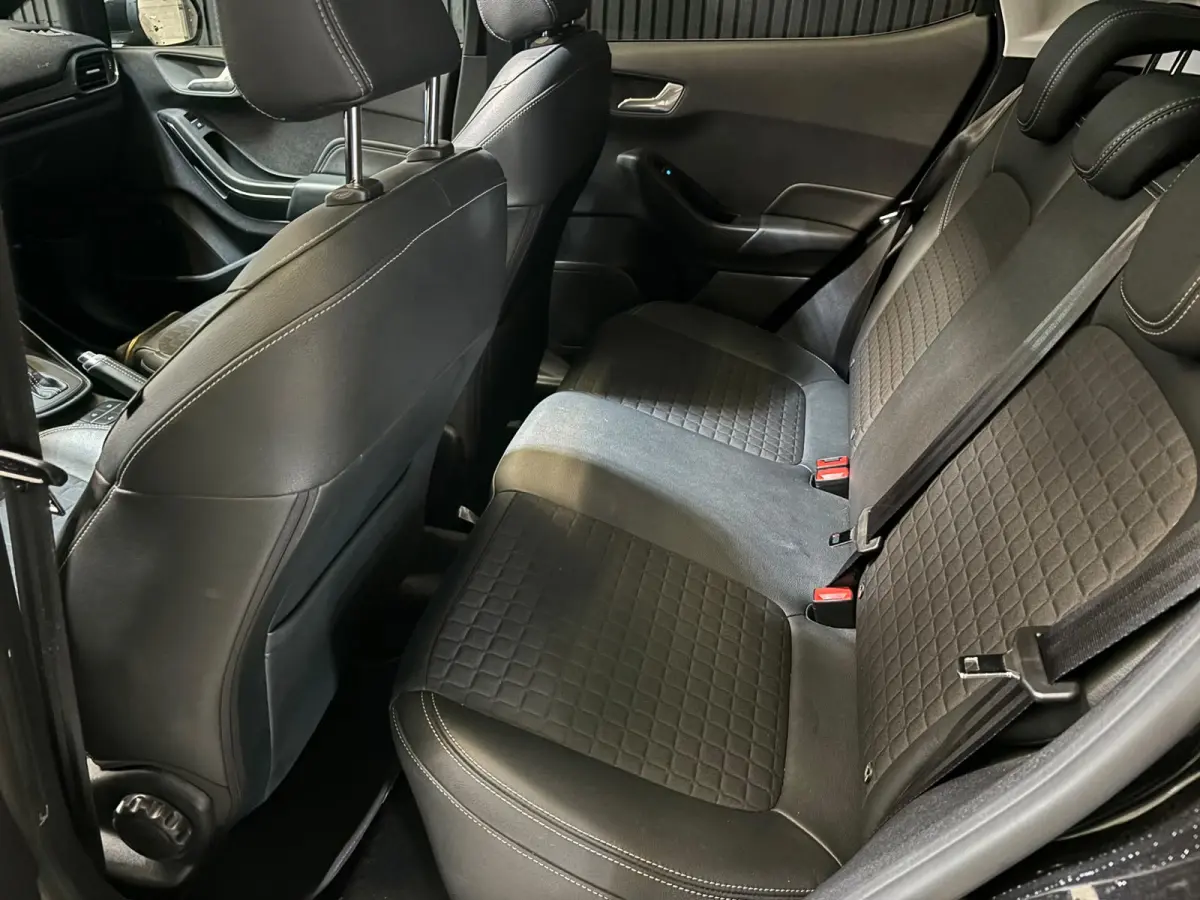 1.0 EcoBoost Active X panorama keyless vol opties