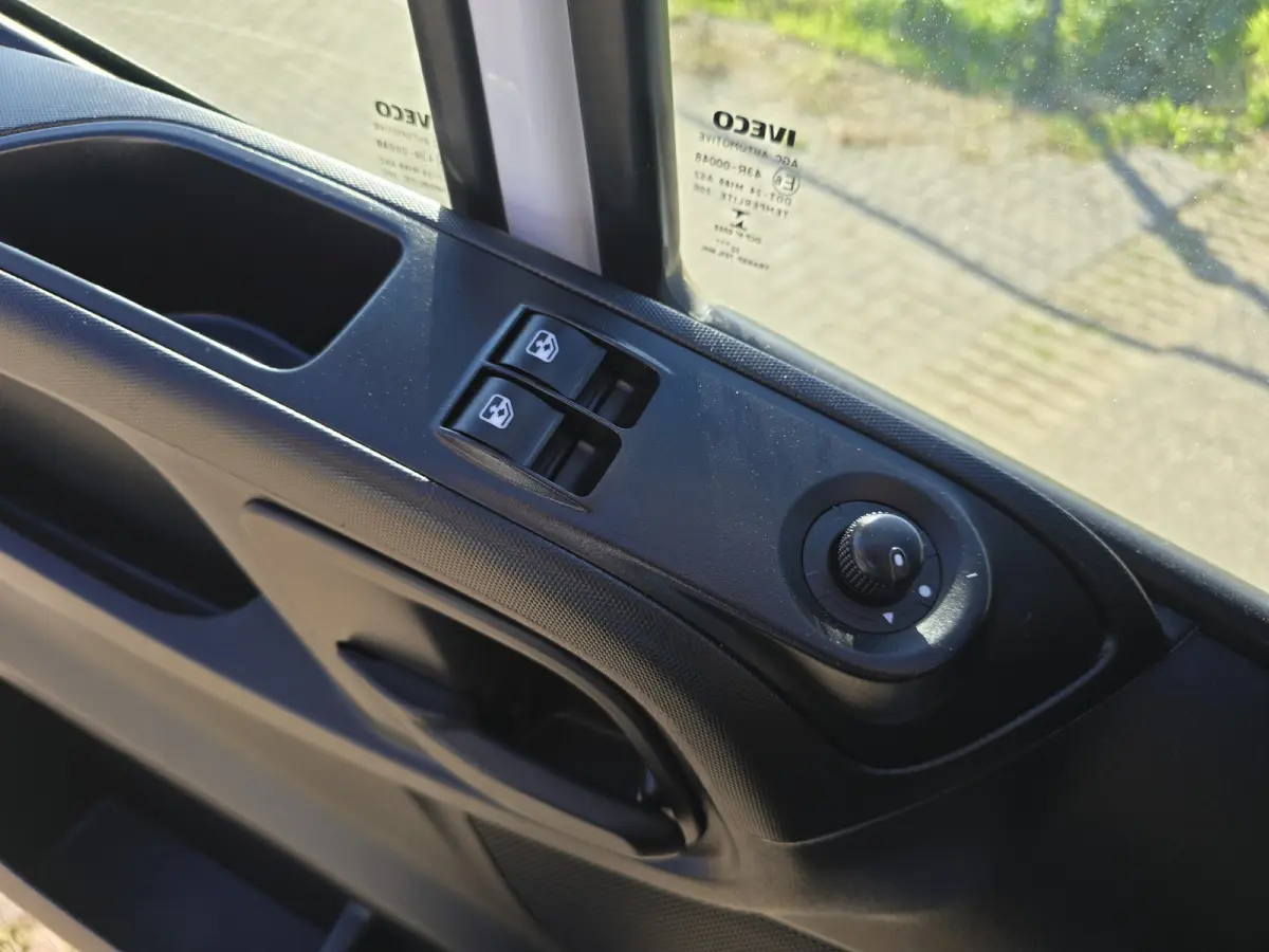 35S14V 2.3 352L H2 - 140 Pk - Euro 6 - Airco - Cruise Control