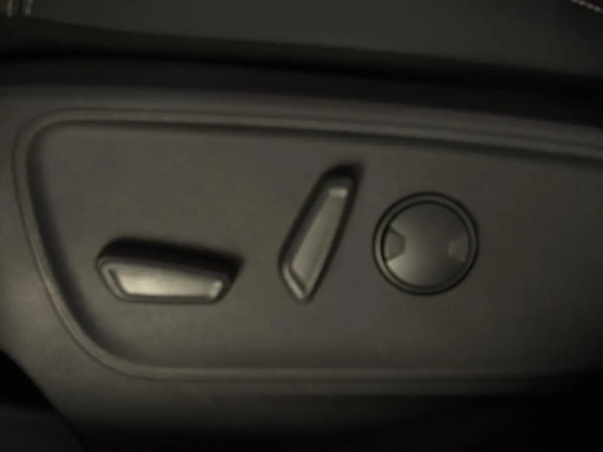 2.5 PHEV Vignale | TREKHAAK | PANORAMADAK | CARPLAY | ADAPTIVE CRUISE CONTROL | DODE HOEK DETECTIE | NAVI | CAMERA