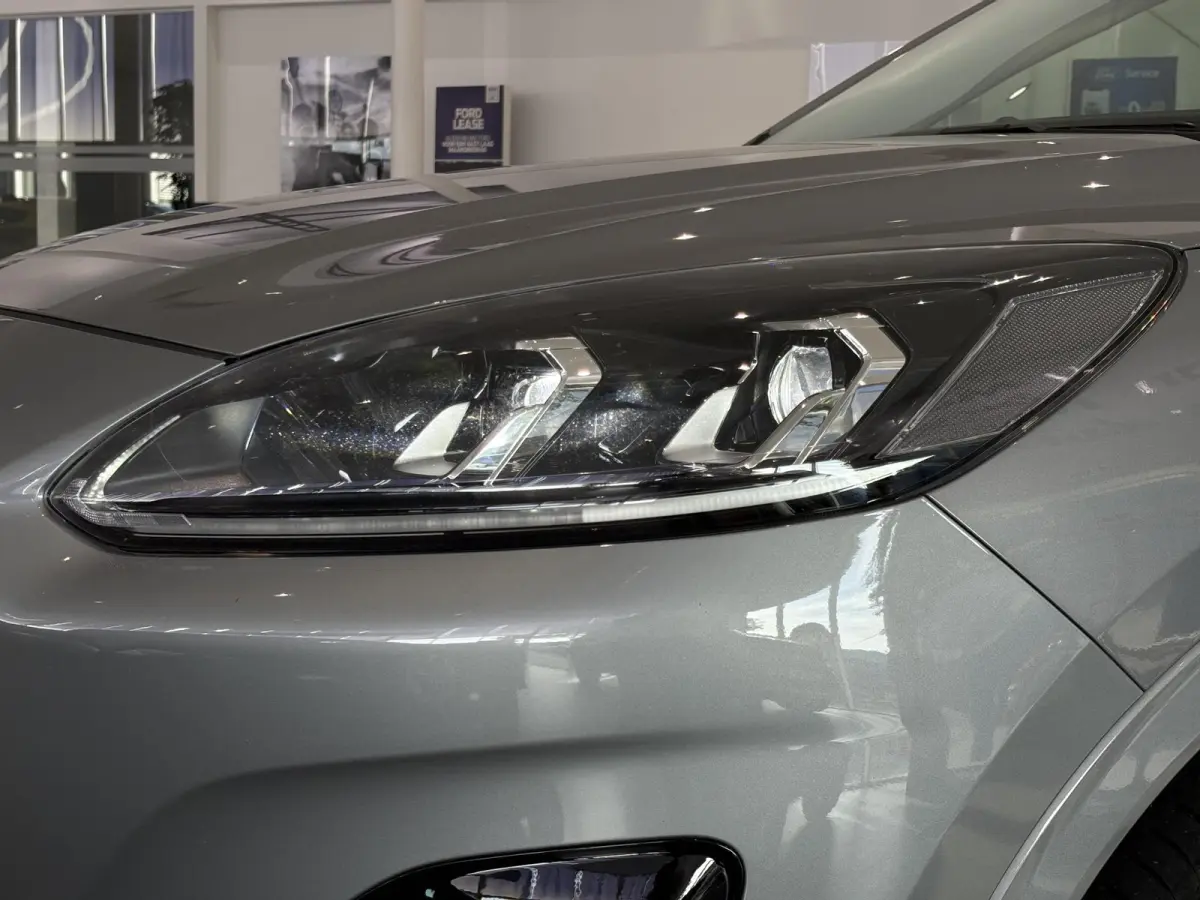 2.5 PHEV Vignale | TREKHAAK | PANORAMADAK | CARPLAY | ADAPTIVE CRUISE CONTROL | DODE HOEK DETECTIE | NAVI | CAMERA