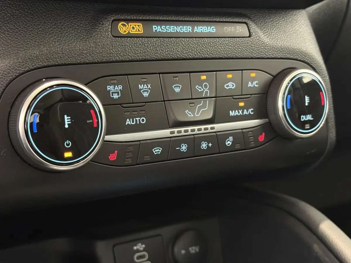 2.5 PHEV Vignale | TREKHAAK | PANORAMADAK | CARPLAY | ADAPTIVE CRUISE CONTROL | DODE HOEK DETECTIE | NAVI | CAMERA