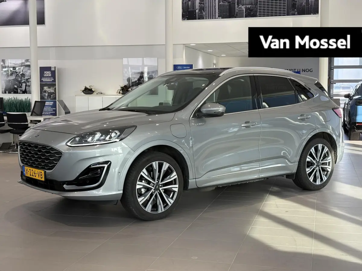 2.5 PHEV Vignale | TREKHAAK | PANORAMADAK | CARPLAY | ADAPTIVE CRUISE CONTROL | DODE HOEK DETECTIE | NAVI | CAMERA