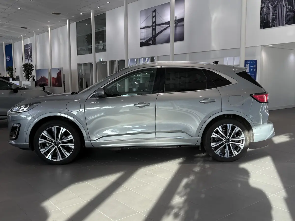 2.5 PHEV Vignale | TREKHAAK | PANORAMADAK | CARPLAY | ADAPTIVE CRUISE CONTROL | DODE HOEK DETECTIE | NAVI | CAMERA