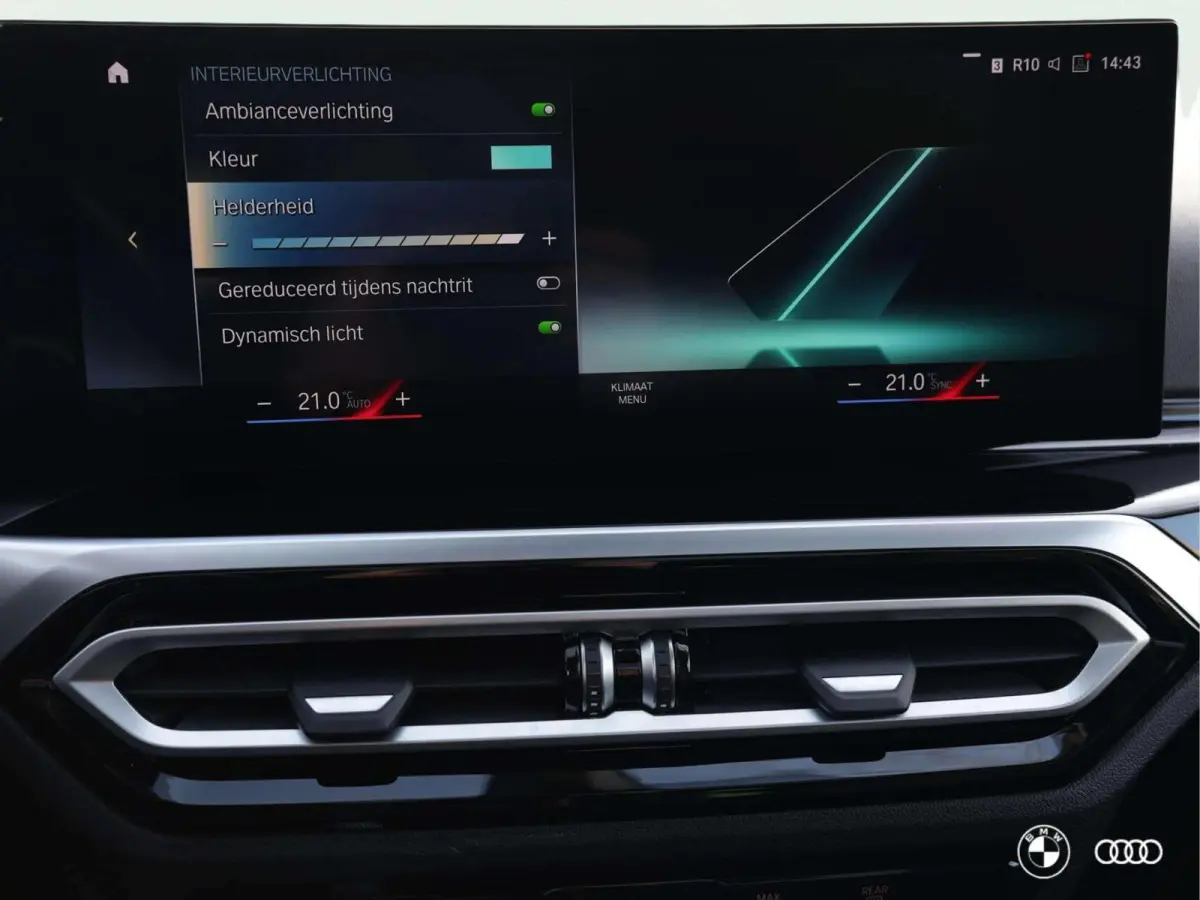 330e LCI / PANODAK / KEYLESS / HIFI / AMBIENTE / 18" / DRAADLOOS LADEN
