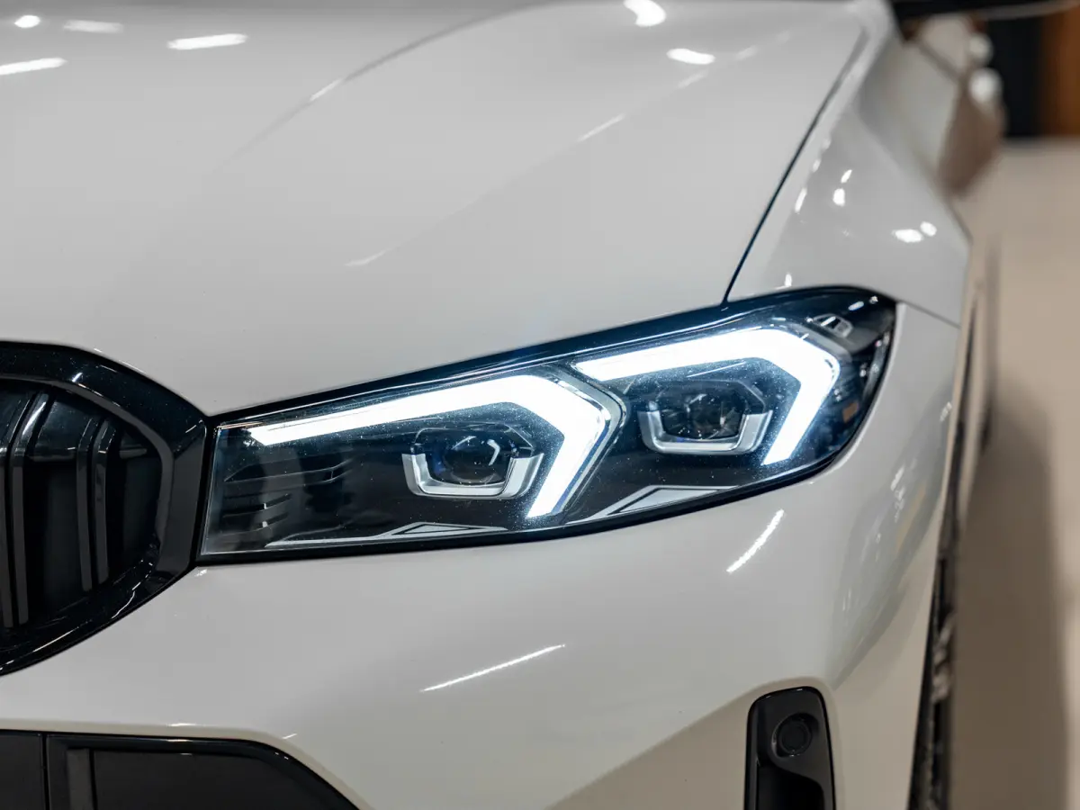 330e M-Sport 292PK, Facelift, Shadow Line, Wide Screen, Voll Led, Navi, Adaptive Cruise, Voll Onderhoud