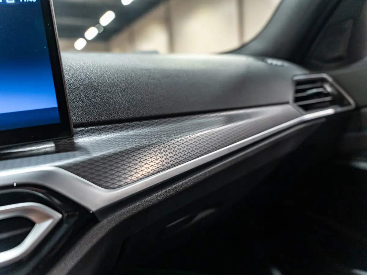 330e M-Sport 292PK, Facelift, Shadow Line, Wide Screen, Voll Led, Navi, Adaptive Cruise, Voll Onderhoud