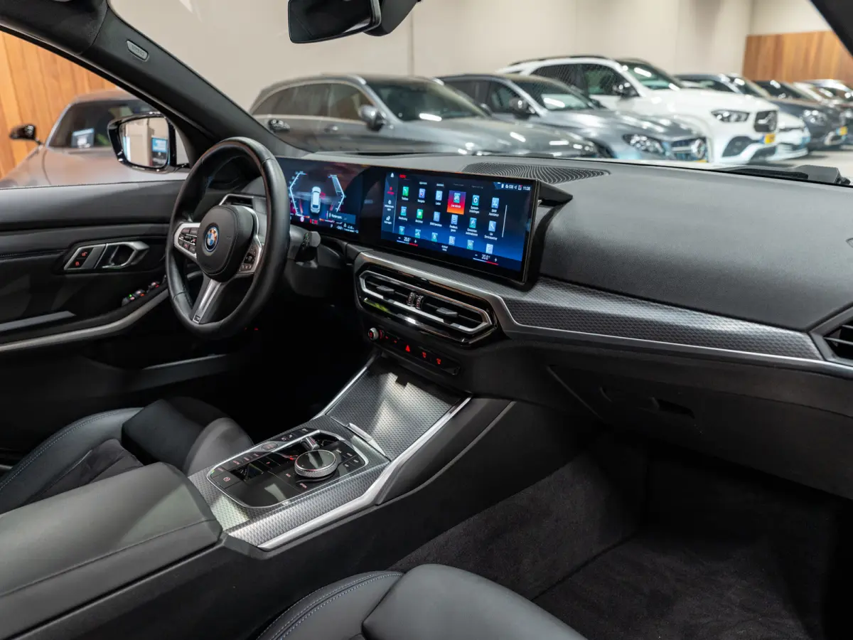 330e M-Sport 292PK, Facelift, Shadow Line, Wide Screen, Voll Led, Navi, Adaptive Cruise, Voll Onderhoud