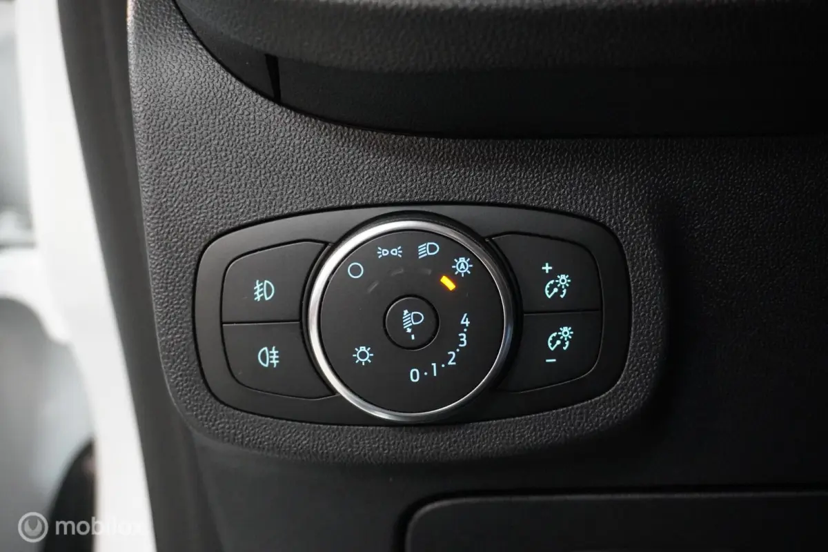1.0 EcoBoost Connected